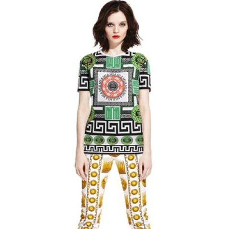 Δείτε όλα τα looks από τη συνεργασία Versace και M.I.A.