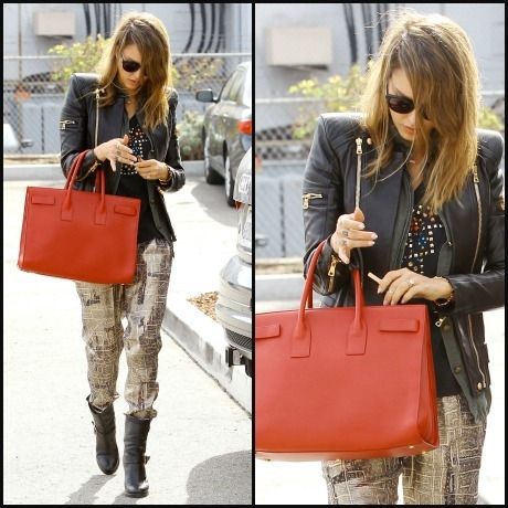 H Jessica Alba ξέρει από… σωστό street style!