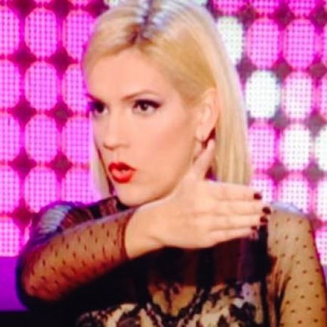 Σάσα Σταμάτη προς Δούκισσα: «Είσαι ξενέρωτη»