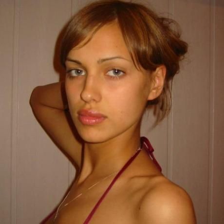Ποιος είπε ότι οι καλλονές δε χρειάζονται makeover; Την αναγνώριζετε στα πρώτα της βήματα;