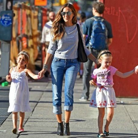 Sarah Jessica Parker: Η πιο στιλάτη μαμά! Δείτε τη να πηγαίνει τα διδυμάκια στο σχολείο