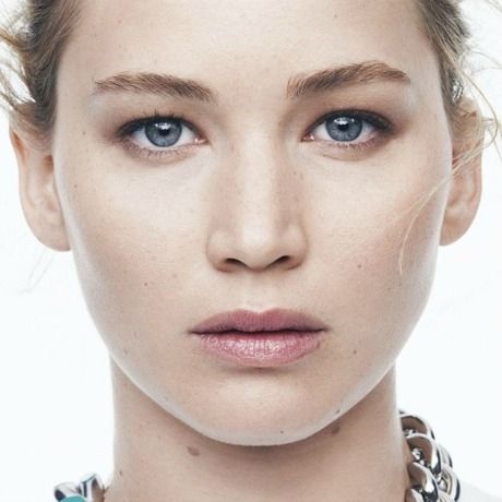 Η Jennifer Lawrence είναι πιο όμορφη από ποτέ στη νέα καμπάνια Dior