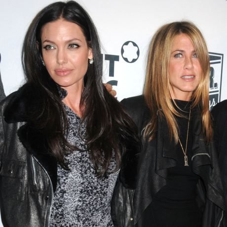 Προβλέπεται ξεμάλλιασμα: Η Jennifer Aniston έχει βαλθεί να κάνει έξαλλη την Angelina Jolie
