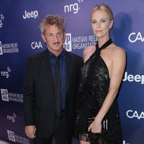 Eπιτέλους: Ο Sean Penn αποκαλύπτει αυτό που όλοι περιμέναμε για τη Charlize Theron