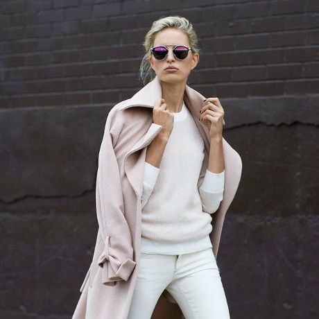 Street Style Inspo: Πώς φοριούνται τα παστέλ παλτό το χειμώνα;