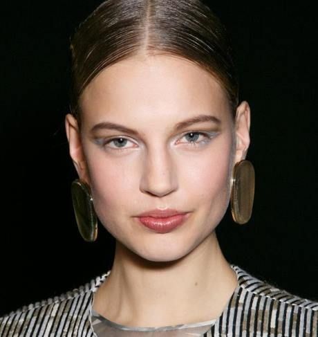 Θέλετε ένα ξεχωριστό beauty look γι αυτή την Άνοιξη; Δείτε πώς θα το πετύχετε!