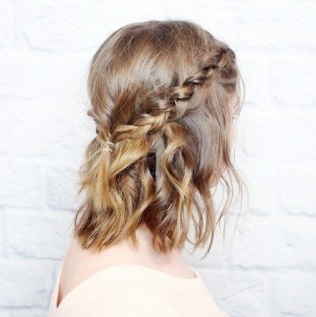 Happy Monday mood: 5 hairstyles που σας προκαλούν να τα δοκιμάσετε σήμερα!