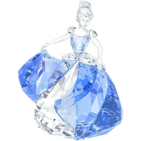 Η νέα "Σταχτοπούτα" της Disney λάμπει με Swarovski!