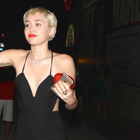 Κι όμως συνέβη: Η Miley Cyrus πραγματοποίησε μια φυσιολογική εμφάνιση!