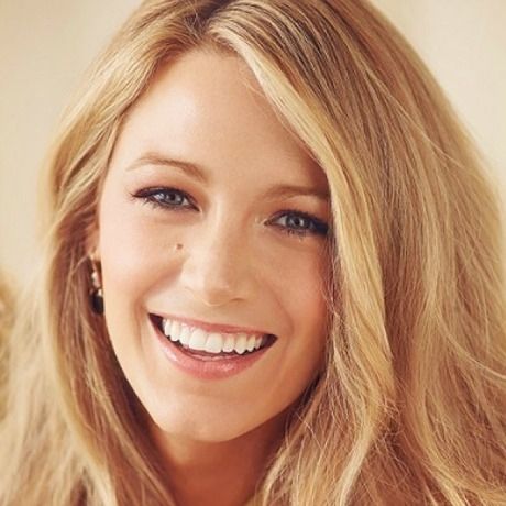 Ουάου! Η Blake Lively με άψογη σιλουέτα λίγους μήνες μετά τη γέννηση της κόρης της