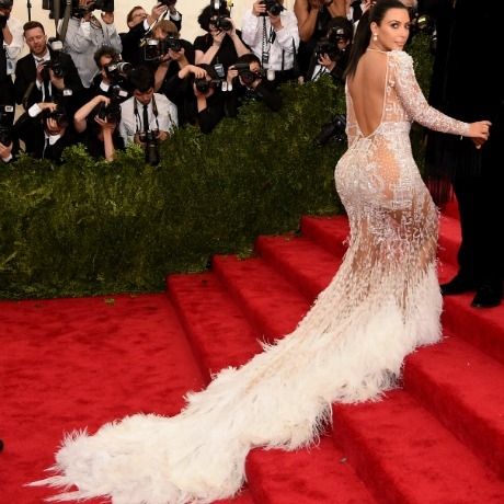 Κάτι μας θυμίζει... Η Kim Kardashian αντέγραψε τη Beyonce για το Met Gala look της!