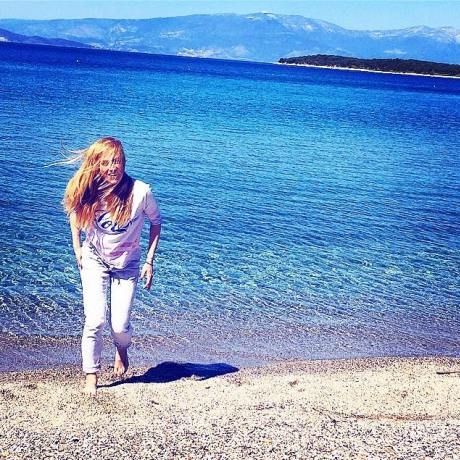 Summer is here: Η Ντορέττα Παπαδημητρίου υποδέχεται τον Ιούνιο με την πιο σέξι... εμφάνιση