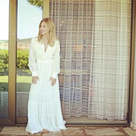 Summer Girl: Η Μαρία Ηλιάκη κάνει την πρώτη της εμφάνιση με μαγιό