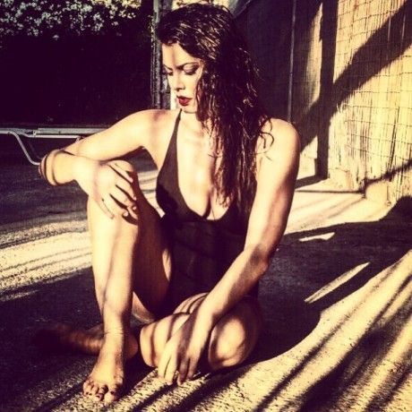 Too sexy: Η Μαρία Κορινθίου «άναψε» φωτιές με το αποκαλυπτικό μπικίνι της