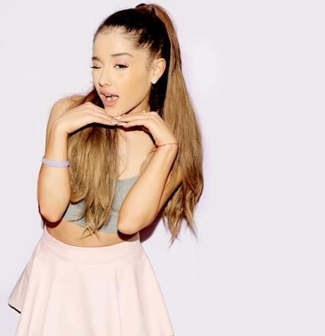 Ariana Grande: Δείτε τη διαφημιστική καμπάνια του νέου της αρώματος!