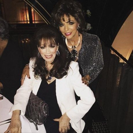 Δύσκολες στιγμές για την Joan Collins! Πέθανε η αδερφή της στα 77 της χρόνια