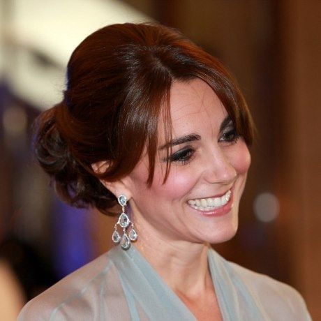 Συλλεκτικές φωτογραφίες: Η Kate Middleton εμφανίστηκε χωρίς σουτιέν!