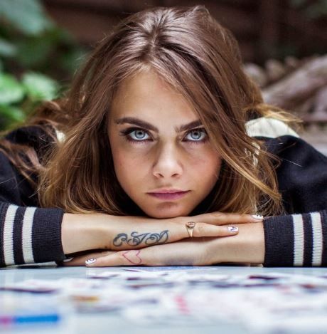 Η Cara επέστρεψε στο modelling και ποζάρει στο φακό πιο όμορφη από ποτέ!