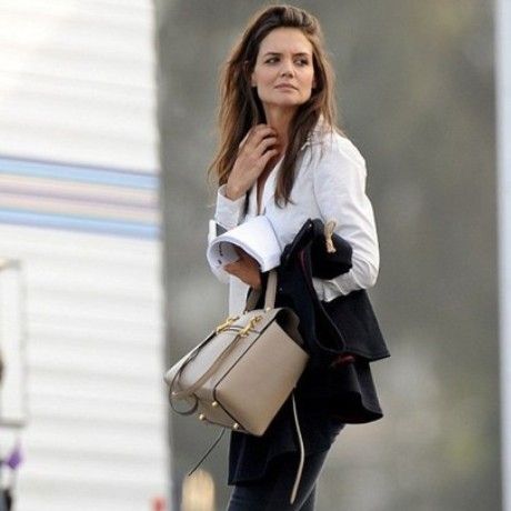 Όλα δείχνουν πως η Katie Holmes... παντρεύεται!
