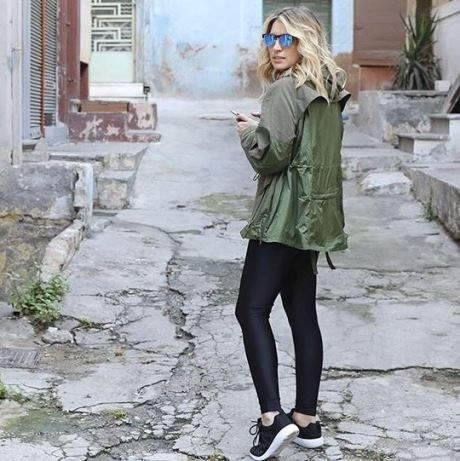 Η Μαρία Ηλιάκη στην πιο casual-chic εμφάνισή της στο πλευρό του συντρόφου της