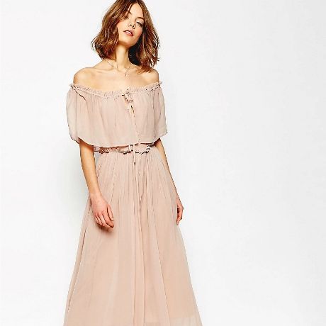 Style SOS: Τι να φορέσω σε γάμο το Μάρτιο;