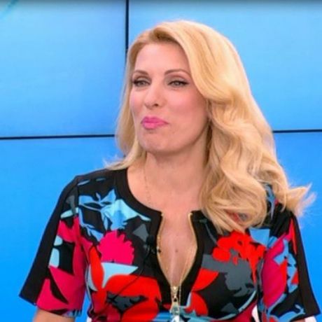 Το μυστικό της Ελένης και ο άντρας που δε θα φιλούσε ποτέ στο στόμα!