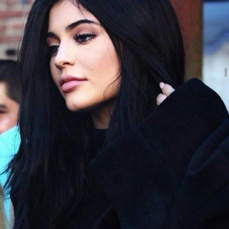 Kylie Jenner: Η 18χρονη είναι το νέο μοντέλο της Puma
