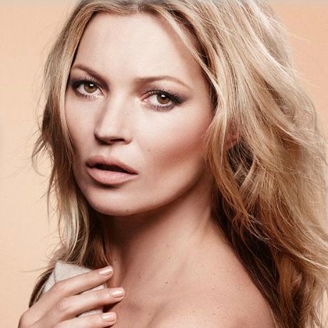 Η Kate Moss σοκάρει τον κόσμο της μόδας με τη νέα της απόφαση