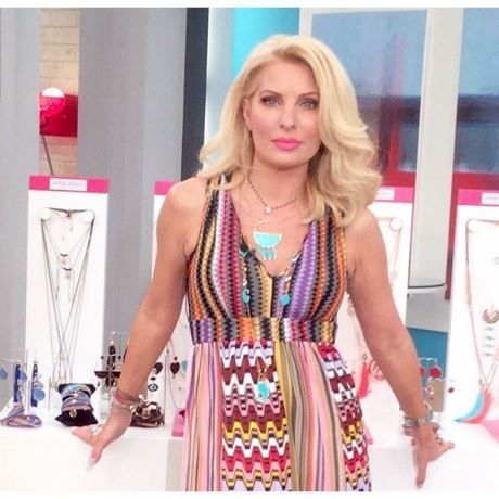 Η Ελένη Μενεγάκη έκανε τον τέλειο fashion και beauty συνδυασμό!