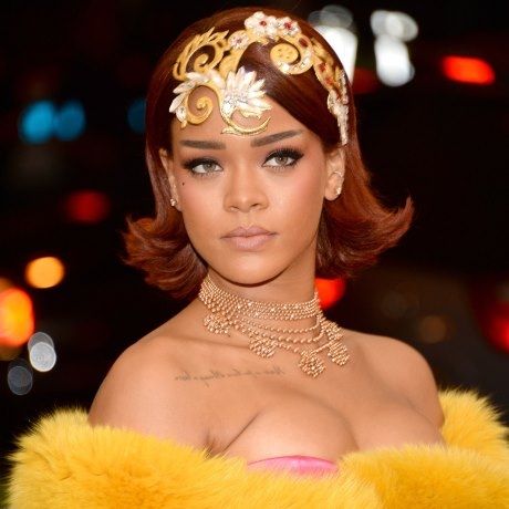 Όλη η αλήθεια πίσω από την απουσία της Rihanna από το Met Gala