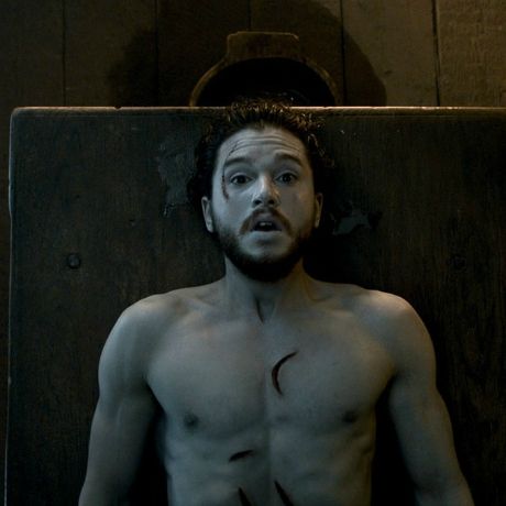 Game of Thrones: Η Melisandre μόλις μας έδωσε την πιο καυτή είδηση για τον Kit Harington