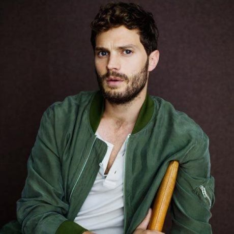 Η νέα σέξι εμφάνιση του Jamie Dornan στο πλευρό της συζύγου του