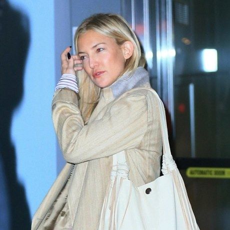 Πόσο κούκλοι: Οι γιοι της Kate Hudson σε σπάνια εμφάνιση με τη διάσημη μαμά τους