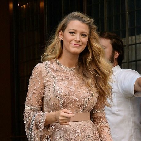 Δεν έχεις δει πιο εντυπωσιακή έγκυο: Η Blake Lively μαγνήτισε τα βλέμματα με το look της