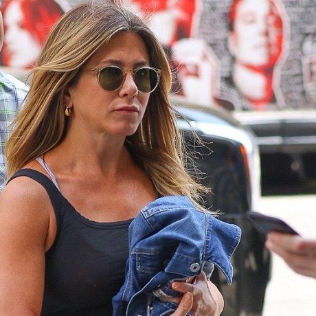 Μα τι κορμί είναι αυτό: Δείτε την Jennifer Aniston με αθλητικό κολάν!