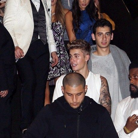 Αποκλείεται! Ποιος να το πίστευε πως o Justin Bieber κάνει παρέα με την...