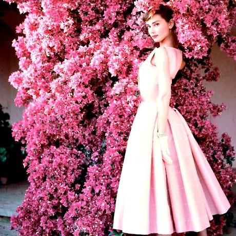 Audrey Hepburn: Τα 5 μαθήματα στυλ που πρέπει να ξέρει κάθε γυναίκα