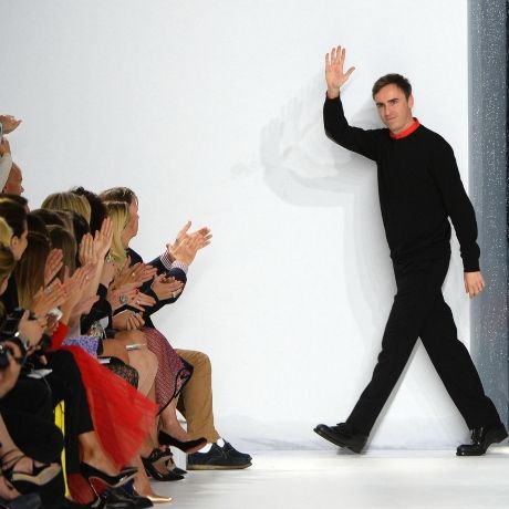 Breaking: Ο Raf Simons αποχώρησε αιφνιδιαστικά από τον οίκο Dior