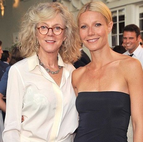 Η μαμά της Paltrow ξεσπαθώνει: «Ζηλεύουν την κόρη μου γιατί…»