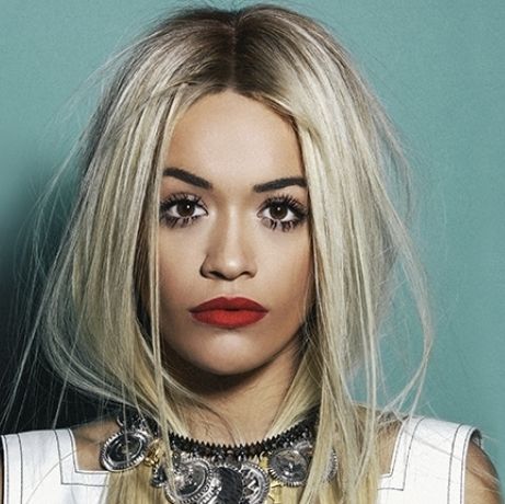 Rita Ora: Η εμφάνιση της που μας άφησε με το στόμα ανοιχτό!