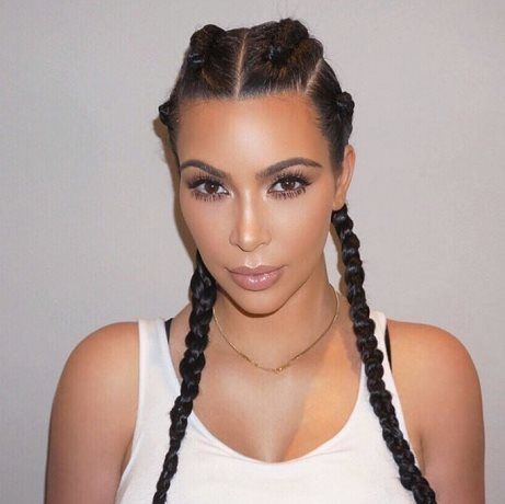 Για πρώτη φορά μετά τη γέννα: Δείτε την Kim Kardashian με μαγιό!