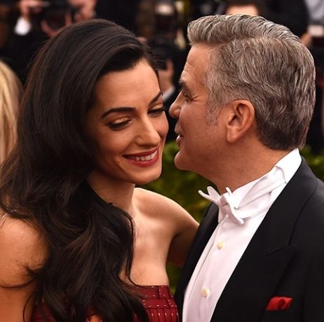 Ας μας πει το κόλπο! Η Amal Alamuddin έχει κάνει τον George Clooney... αγνωριστό