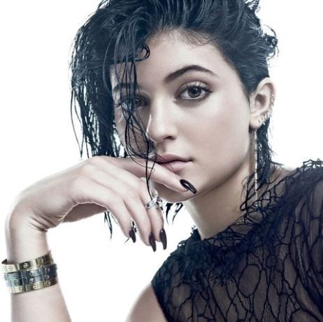 Αυτά είναι τα νέα κραγιόν της Kylie Jenner!