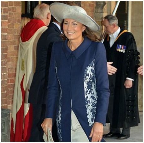 Τρομάξαμε. Δείτε την πεθερά Middleton 3 ώρες πριν την βάφτιση