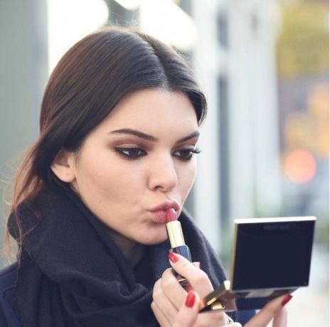 What? Γιατί οι makeup artists φοβούνται την Kendall Jenner;