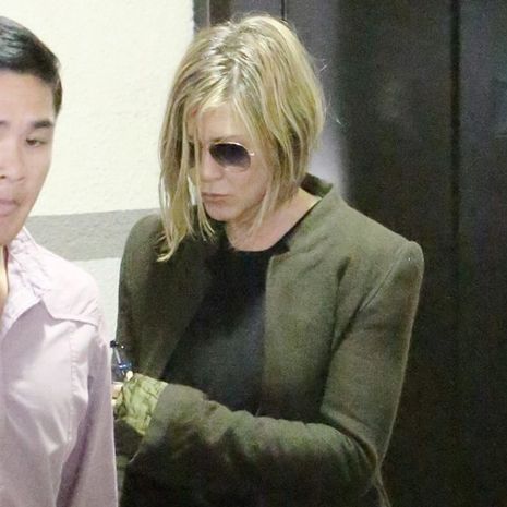Τι λέει ο κομμωτής της Jennifer Aniston για την αλλαγή;