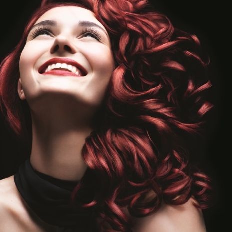 Garnier Olia: Δεν θα σκεφτείτε να βάψετε τα μαλλιά σας με άλλο τρόπο. Ποτέ ξανά!