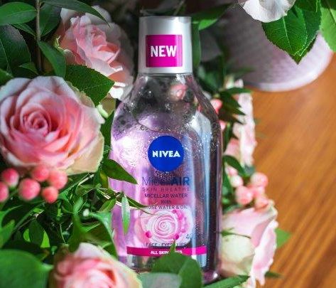 Με το νέο NIVEA MicellAIR Rose Water, η επιδερμίδα σου ανθίζει κάθε μέρα!