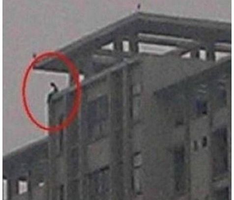 Μαθητής πήδηξε από τον 30ο όροφο γιατί του το ζήτησε ο δάσκαλος