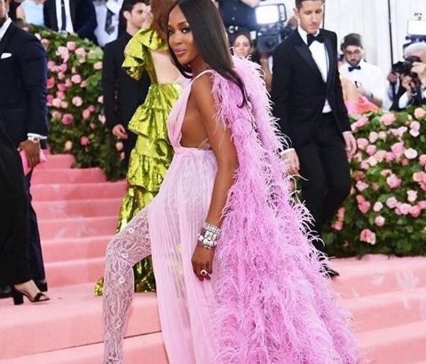 Αυτό δεν το περιμέναμε: Η Naomi Campbell μόλις ανέβασε... εντελώς γυμνή της φωτογραφία